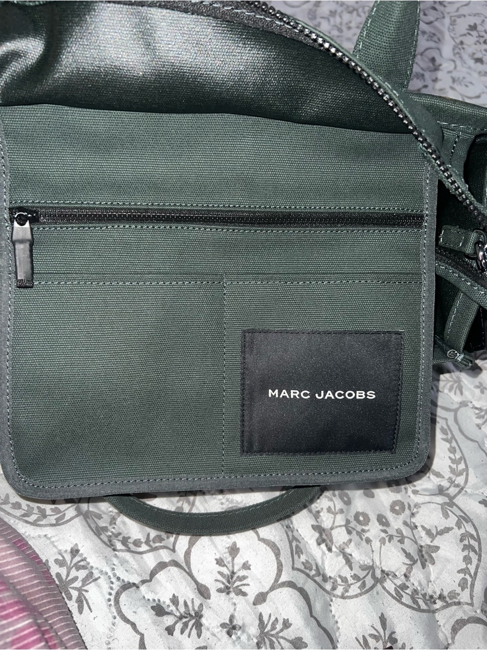 Marc Jacobs Tote Bag in Dark Green with White Logo - Picture 7 of 7